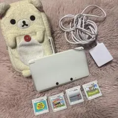 ニンテンドー3DS ホワイト 本体　ACアダプタ　ソフト４本