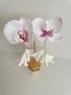 フラワーイヤリング　前撮りアクセサリー　ウェディングアクセサリー