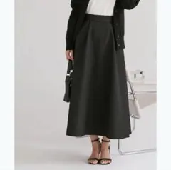 新品　ur's ふくれジャガードサーキュラースカートのサムネイル