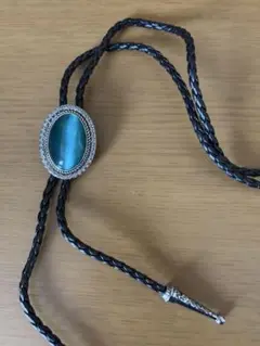 ループタイ エメラルド