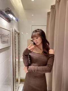 GYDA ミックスヤーン オフショルニットタイトミニワンピース