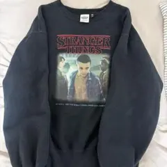 Stranger Things ブラック スウェット S