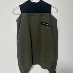オフショルダー スウェット
