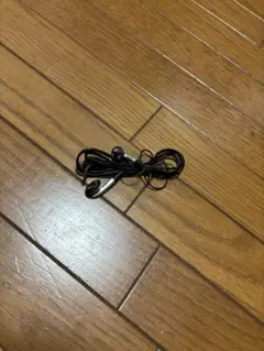 ブラックイヤフォン 3.5mmジャック