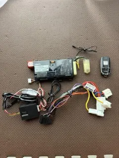 CAR MATE リモコンスターター TE-W7200 MB-B 本体 - メルカリ