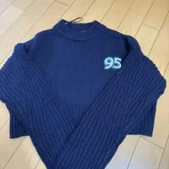 H＆M 短丈ニット