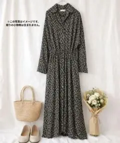 ローリーズファーム　ロングワンピース M 小花柄　前全ボタン　シャツワンピースのサムネイル