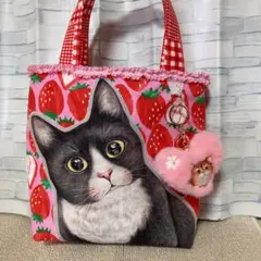 ゆ*)様 ハチワレ猫ちゃんバッグ　コヤンイサムチョン　ハンドメイド　いちごいっぱ