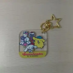 Sanrio characters アクリルキーホルダー 星型ナスカン