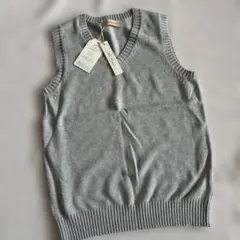 新品未使用　タグ付きCAMPURE グレー Vネック ノースリーブセーター