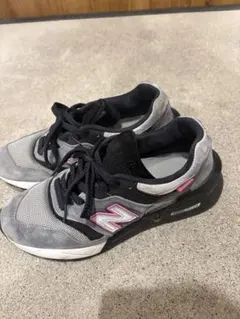 Item thumbnail for item 39ba6a14-9aa9-4c36-887e-388b09c917c1