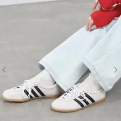 今季 adidas アディダス ガゼル ロープロ　スニーカー 23cmのサムネイル