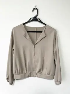 ロペピクニック　ブルゾン　ノーカラー　ジャケット　春夏　ベージュ