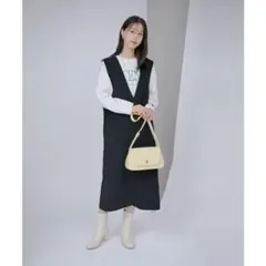 美品VISブラック Vネック ジャンパースカート