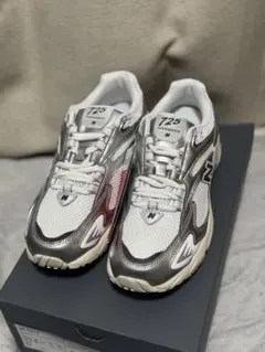 New Balance ML725CG 23.5cm ホワイト/シルバー