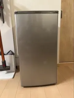 AQUA アクア 1ドア冷蔵庫 75L AQR-8K(S)2022年製 - メルカリ