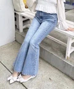 INGNI ビジュー付フレアデニムパンツのサムネイル