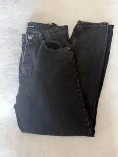 ZARA Lサイズ　ブラック　ストレートデニム ハイウエスト