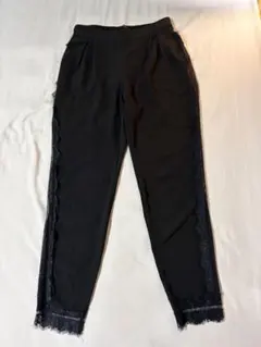 ZARA レース付きブラックスラックス