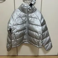 adidas ダウンジャケット シルバー