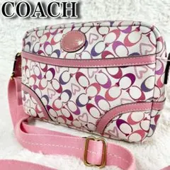 激カワ】COACHコーチ✨️美品 シグネチャー ハート ショルダー カメラ 