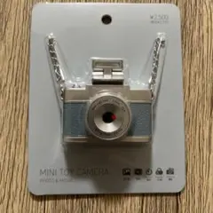 新品未開封　ミニトイカメラ　3COINS