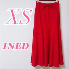INED イネド フレアスカート レッド サイズXS　大人コーデ　カジュアルのサムネイル