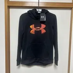 Under Armour ブラック パーカー YLG