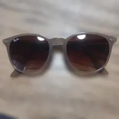 【人気の型】Ray-Ban ベージュ ラウンド型 サングラス