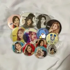 twice  ツウィ　缶バッチセット
