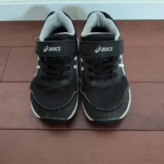 asics スニーカー ブラック/ホワイト19センチ