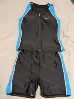 ellesse スポーツ用水着 Mサイズ