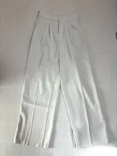 ［お値下げ］美品　ライトベージュ プリーツスラックス　ウエストゴム　Lサイズ