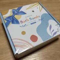 【最終値下げ】EPEIOS Bath Bombs 9個入り　バスボムのサムネイル