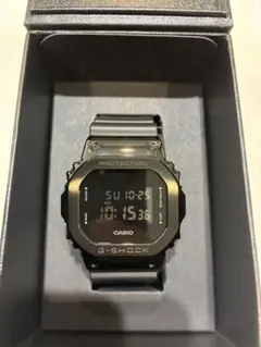 G-SHOCK GM-5600B-1JF メタルベゼル ブラック新品 保証書付