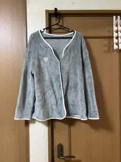 グレーのボタン付きルームウェア Lサイズ