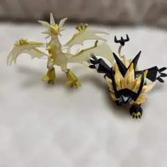レシラム ゼクロム フィギュアセット - メルカリ