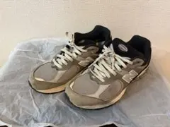 New Balance 2002R グレー 27.0cmのサムネイル