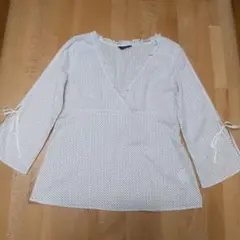 COMME CA ISM　水玉Vネック七分袖カットソー　ブラウス　トップス