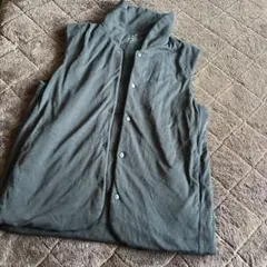 MUJI無印商品フード付きグレー ベスト Mサイズ