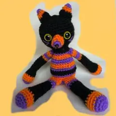 ハロウィン黒猫あみぐるみ 黒オレンジ紫ストライプ