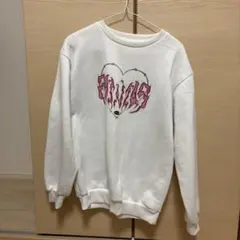 ホワイト ハート型グラフィック スウェット