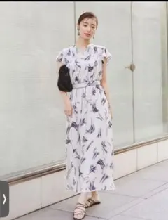 FRAY I.D プリントプリーツワンピース （品番：FWFO232023）