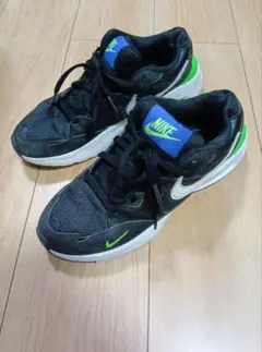 Item thumbnail for item 244cd3fd-375e-4ad2-a336-c002b8bee76b