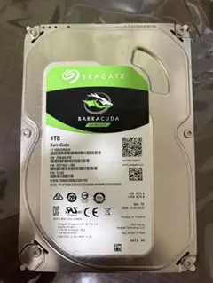 Seagate BarraCuda 1TB HDD 本体