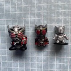 仮面ライダー龍騎　フィギュア 　大・小・小(銀)３体まとめ売り