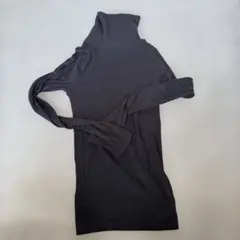 ユニクロ　ヒートテック　タートルネック　ブラック
