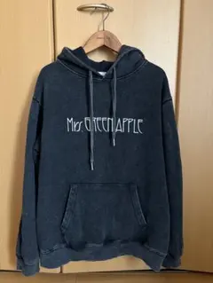 Mrs. GREEN APPLE フーディ ダークグレー