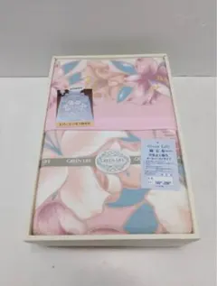 140×190 シルク混肌掛け布団 ピンク 花柄 黄緑 - メルカリ