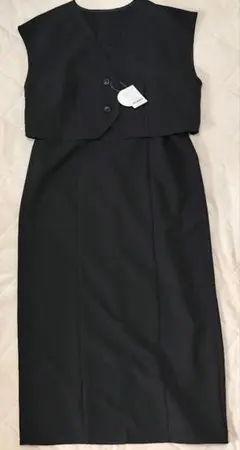 【新品未使用タグ付】earth ノースリーブワンピース 黒 F 定価6999円